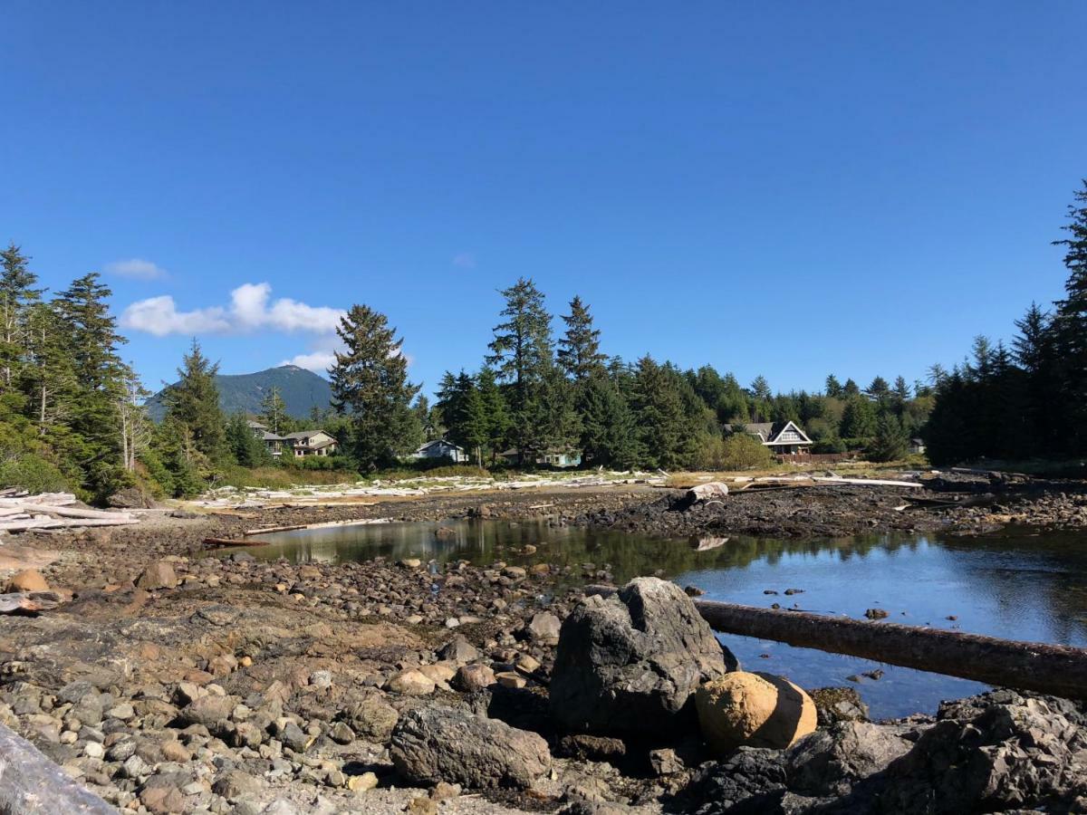 Hotel Sounds Of The Sea à Ucluelet Extérieur photo